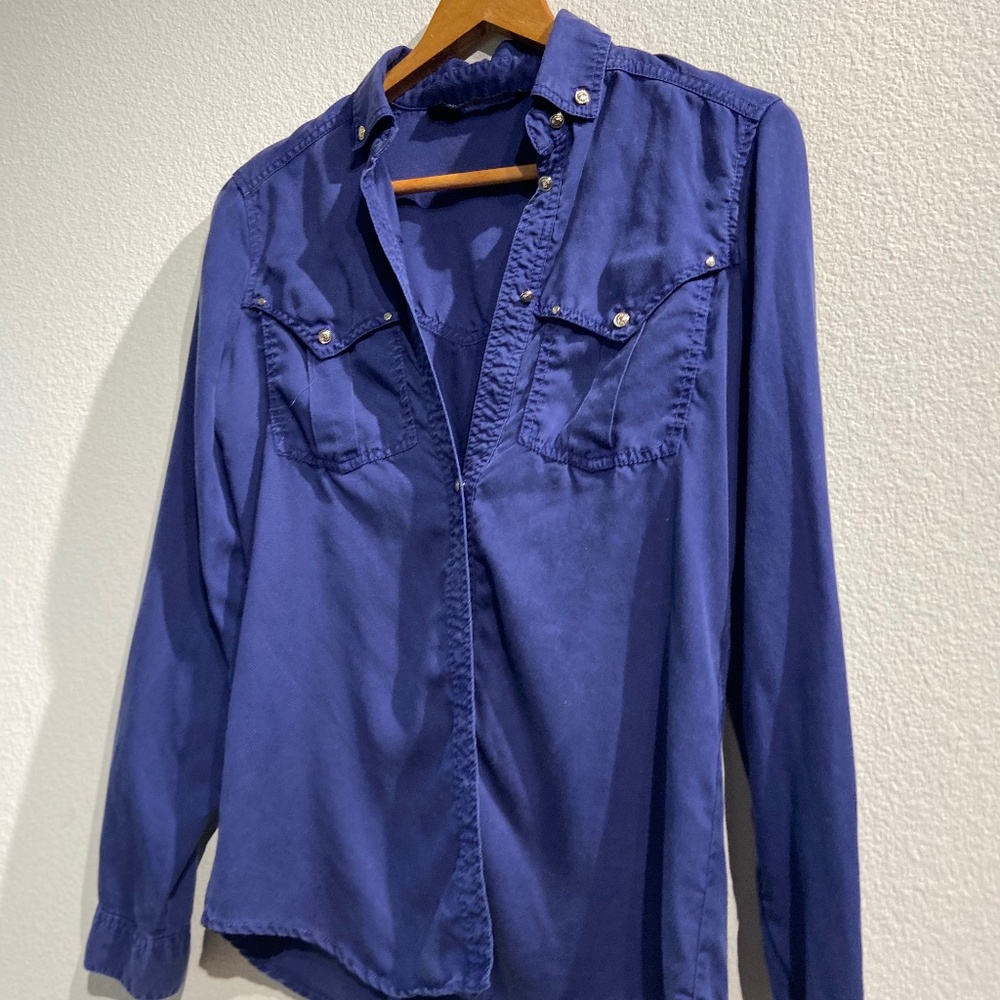 Blue Button Down - Picture 4 of 8